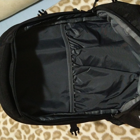 Backpack - Picture 5 of 6